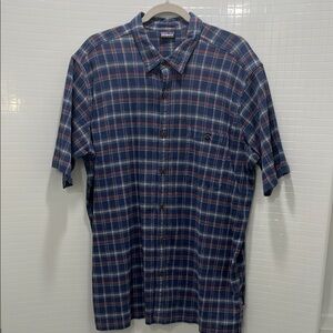 Patagonia Men’s Organic Cotton Short Sleeve Button Down- XXL